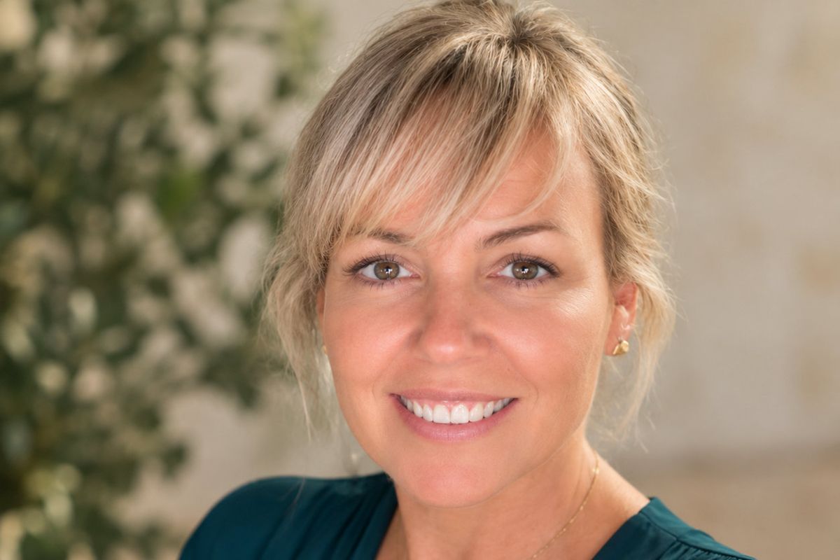 Dr Chloe Paidoussis-Mitchell